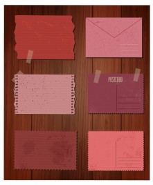 paper post note on wood background